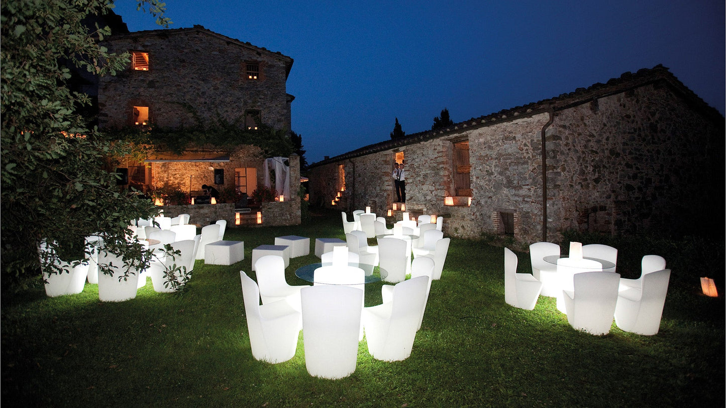 Zoe Chair-Contract Furniture Store for hospitality, leisure & commercial projects