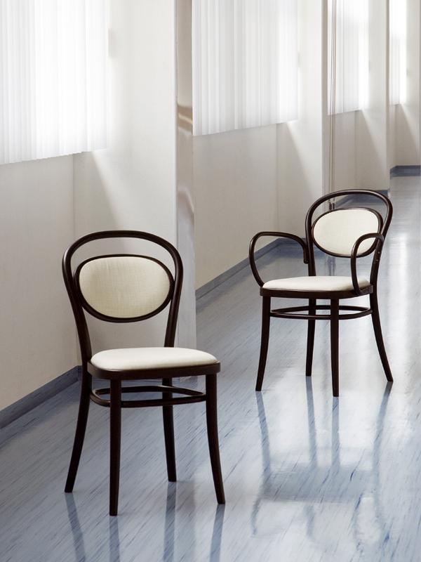 20 Upholstered Chair