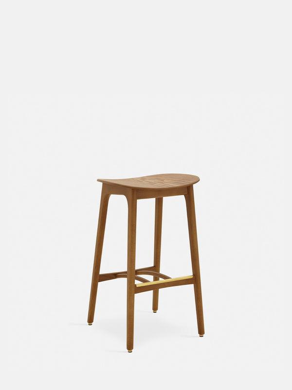200-190 Timber High Stool Basic M-Contract Furniture Store for hospitality, leisure & commercial projects