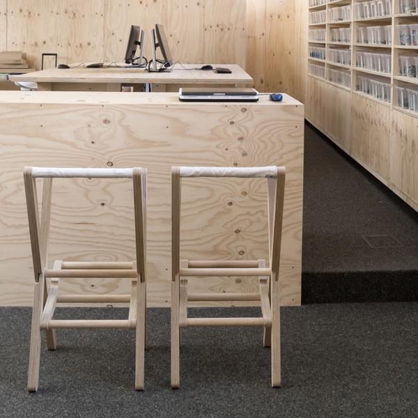 2nd Ris Folding Stool-Contract Furniture Store for hospitality, leisure & commercial projects