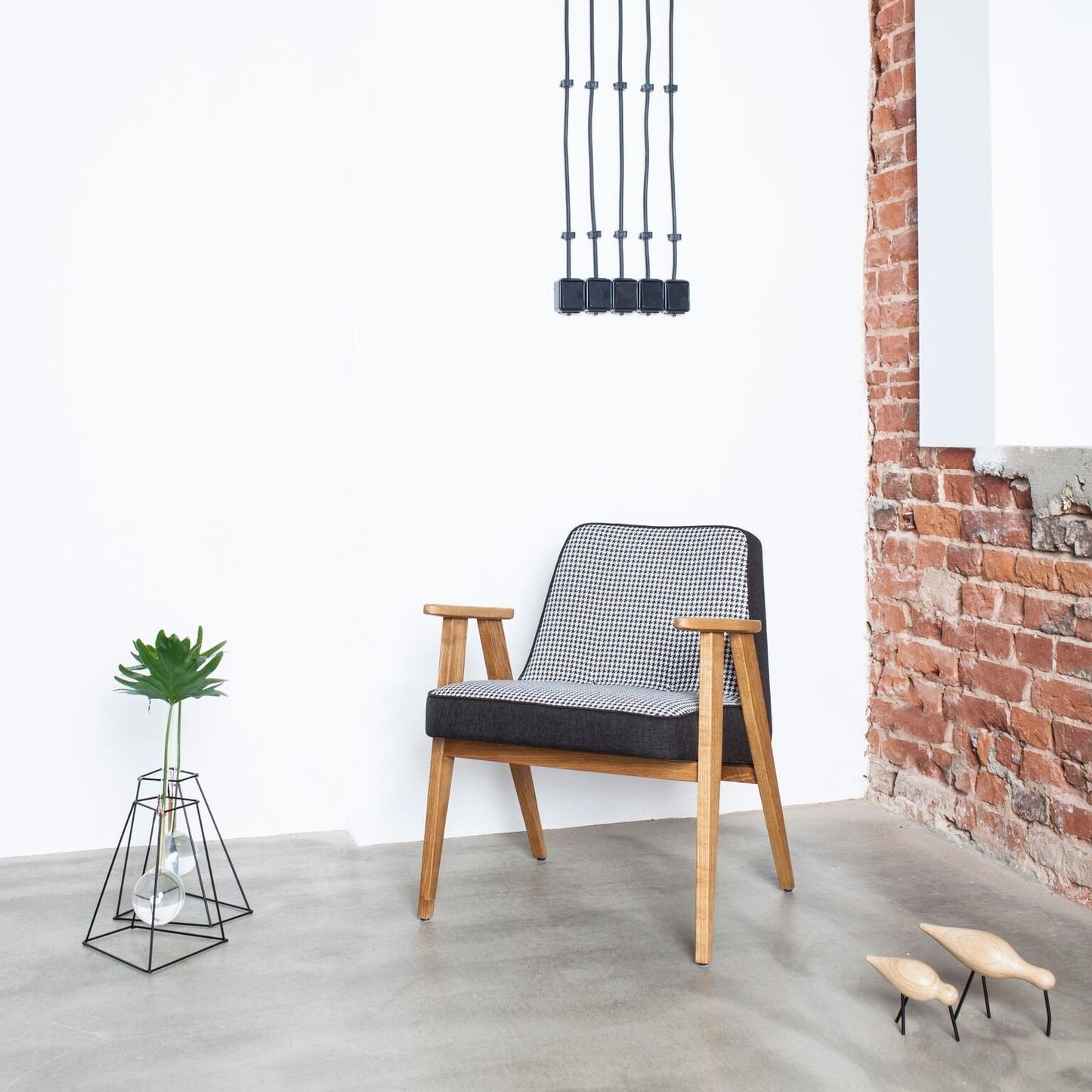 366 Armchair