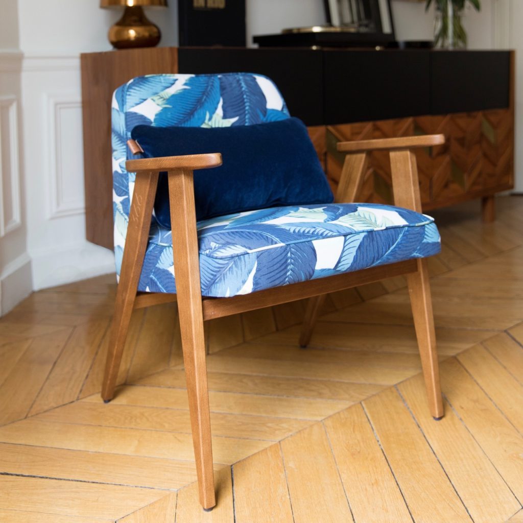 366 Armchair