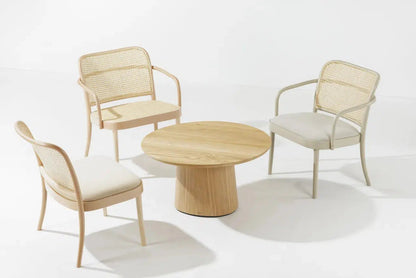 811 Lounge Armchair