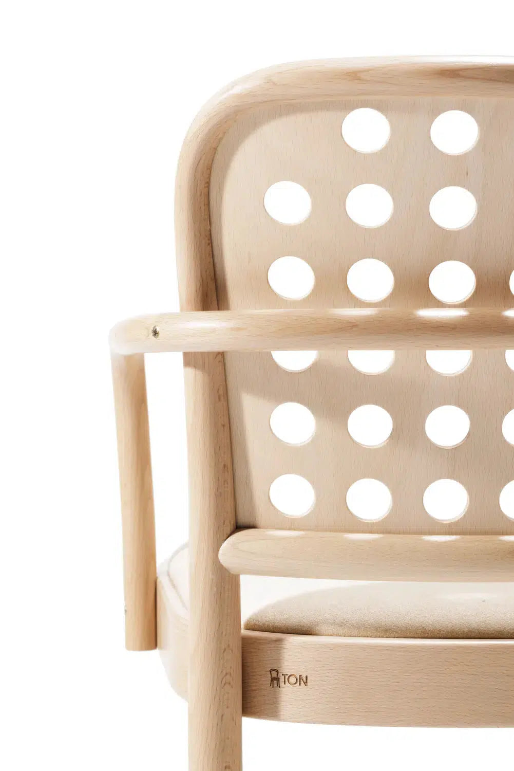 822 Upholstered Armchair-Contract Furniture Store for hospitality, leisure & commercial projects