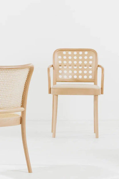 822 Upholstered Armchair-Contract Furniture Store for hospitality, leisure & commercial projects