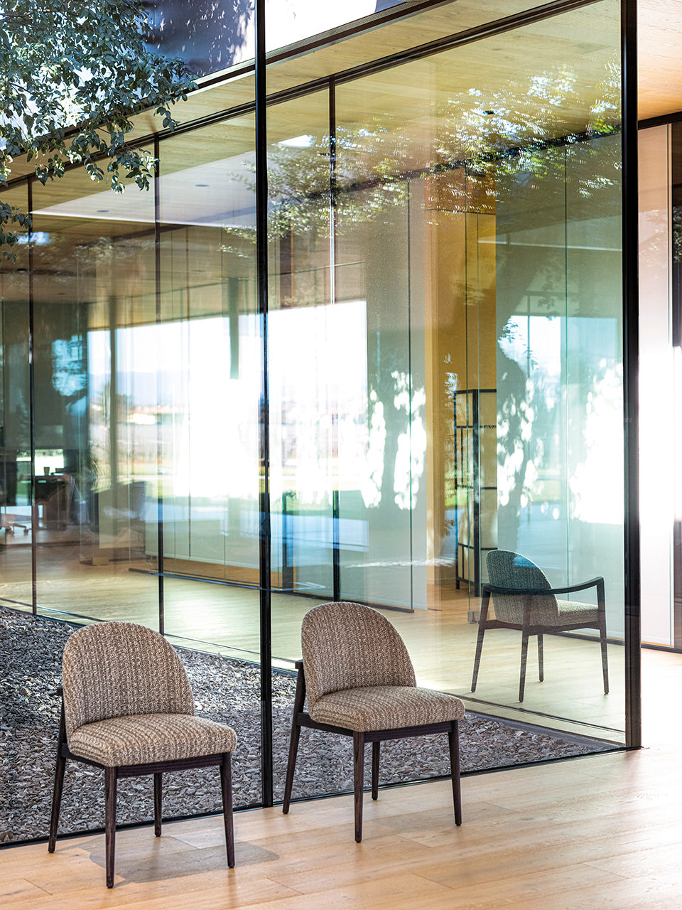 Arlo 107 S Side Chair