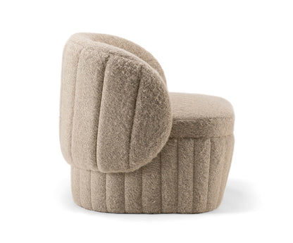 Cara 116 P Lounge Chair