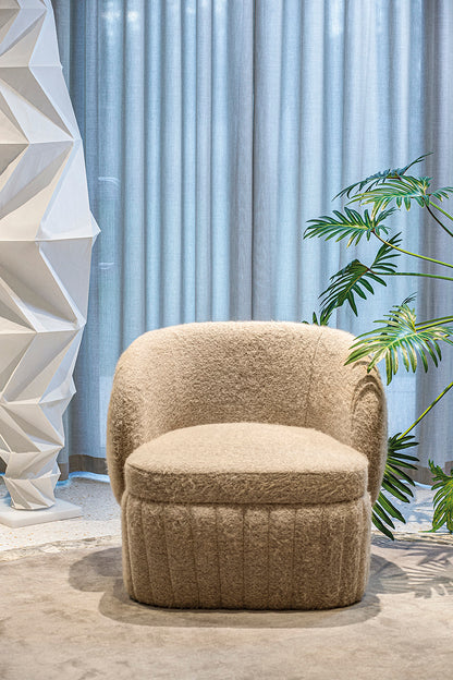 Cara 116 P Lounge Chair