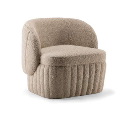 Cara 116 P Lounge Chair