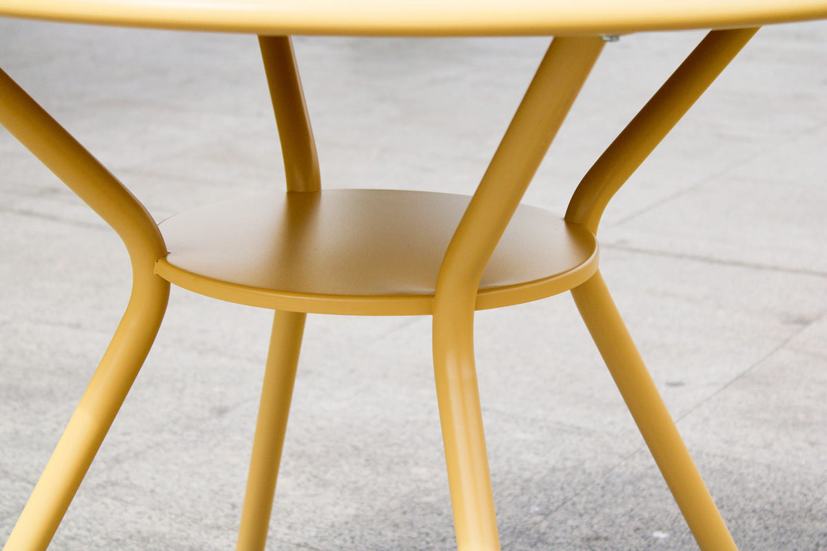 Alva Dining Table