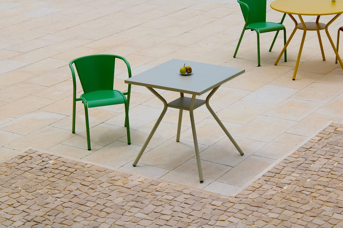 Alva Dining Table