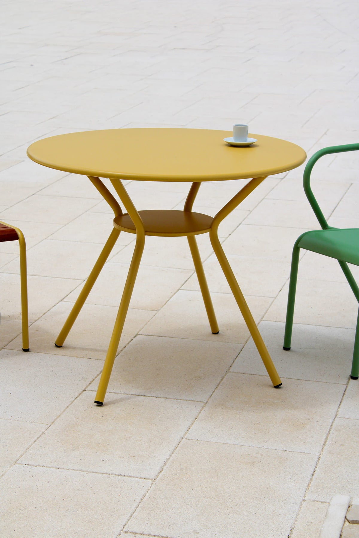 Alva Dining Table