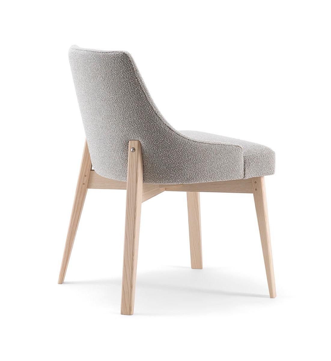 Kora 108 S Side Chair