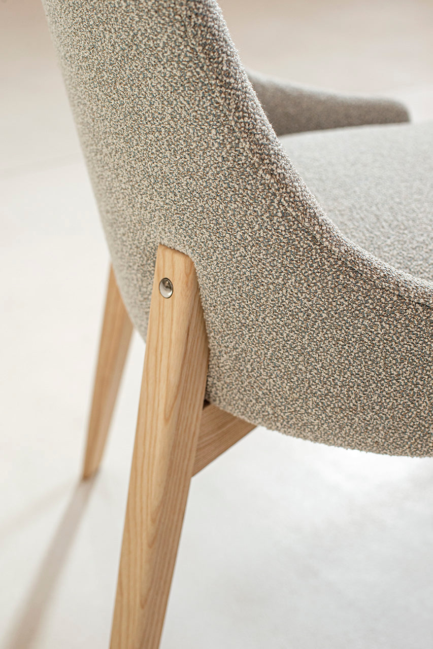 Kora 108 S Side Chair