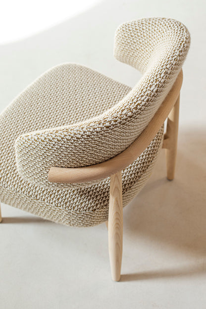 Liv 105 P Lounge Chair