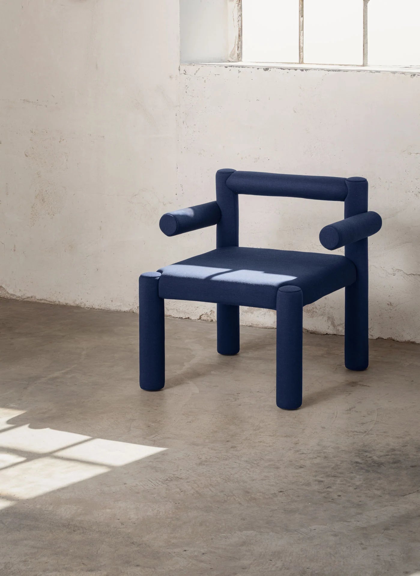 Tu-be Lounge Chair