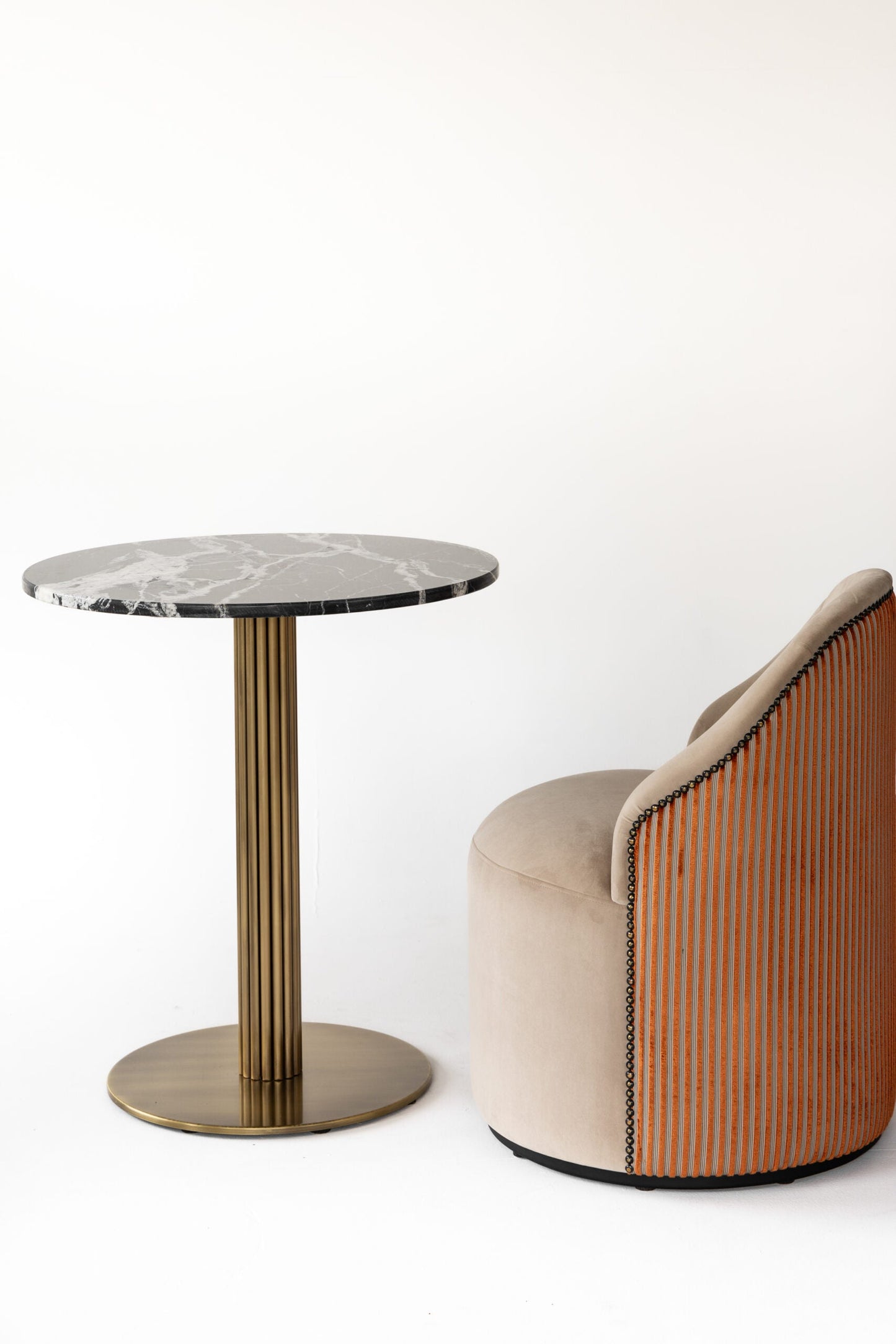 Prodigieux-M Dining Table