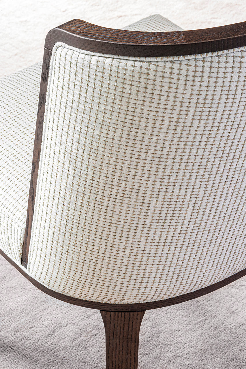 Vida 106 S Side Chair