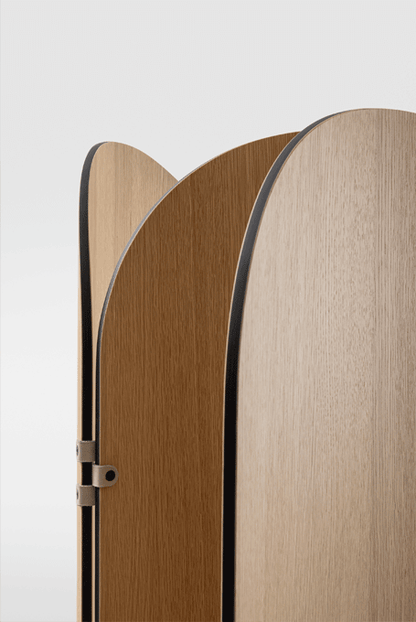 Ad Just Folding Screen-Contract Furniture Store for hospitality, leisure & commercial projects