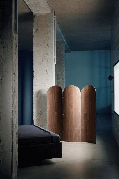 Ad Just Folding Screen-Contract Furniture Store for hospitality, leisure & commercial projects