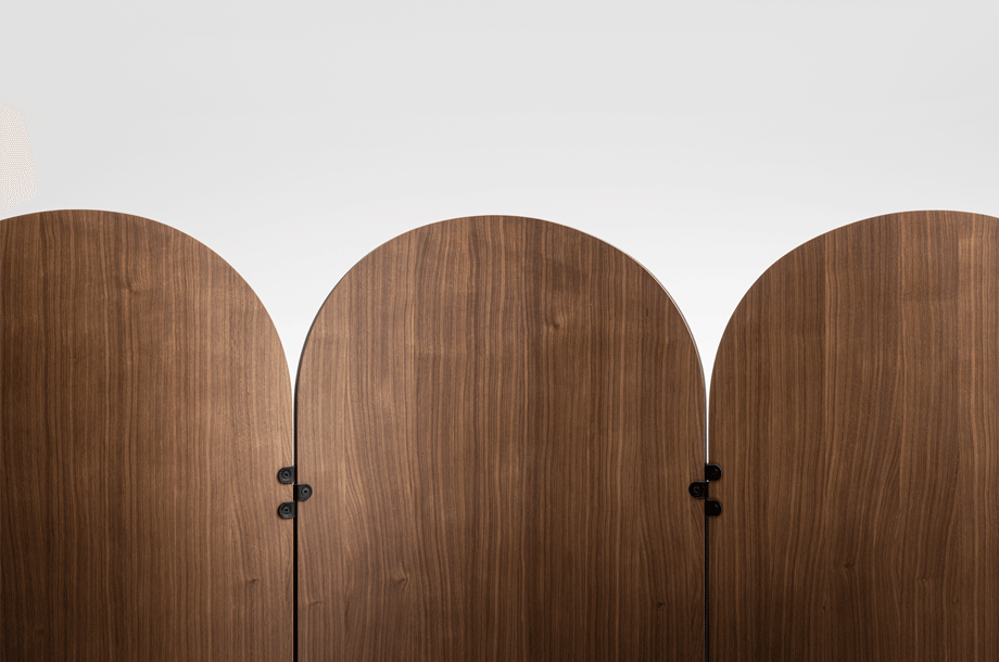 Ad Just Folding Screen-Contract Furniture Store for hospitality, leisure & commercial projects