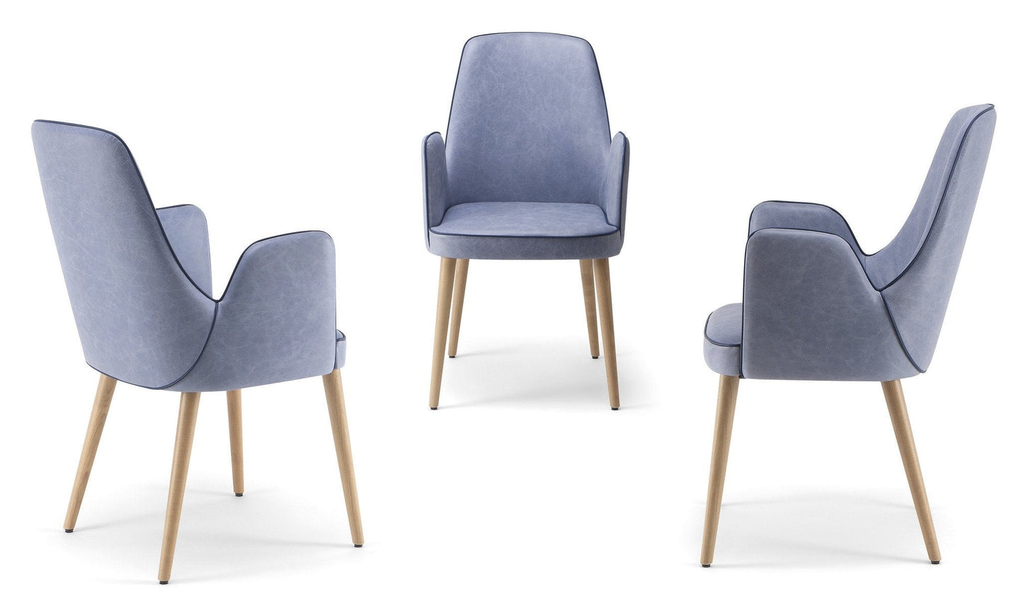 Adima 04 Base 100 Armchair