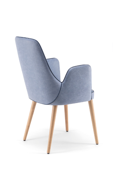 Adima 04 Base 100 Armchair