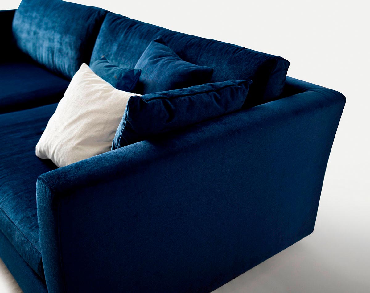 Air Sofa-Contract Furniture Store for hospitality, leisure & commercial projects