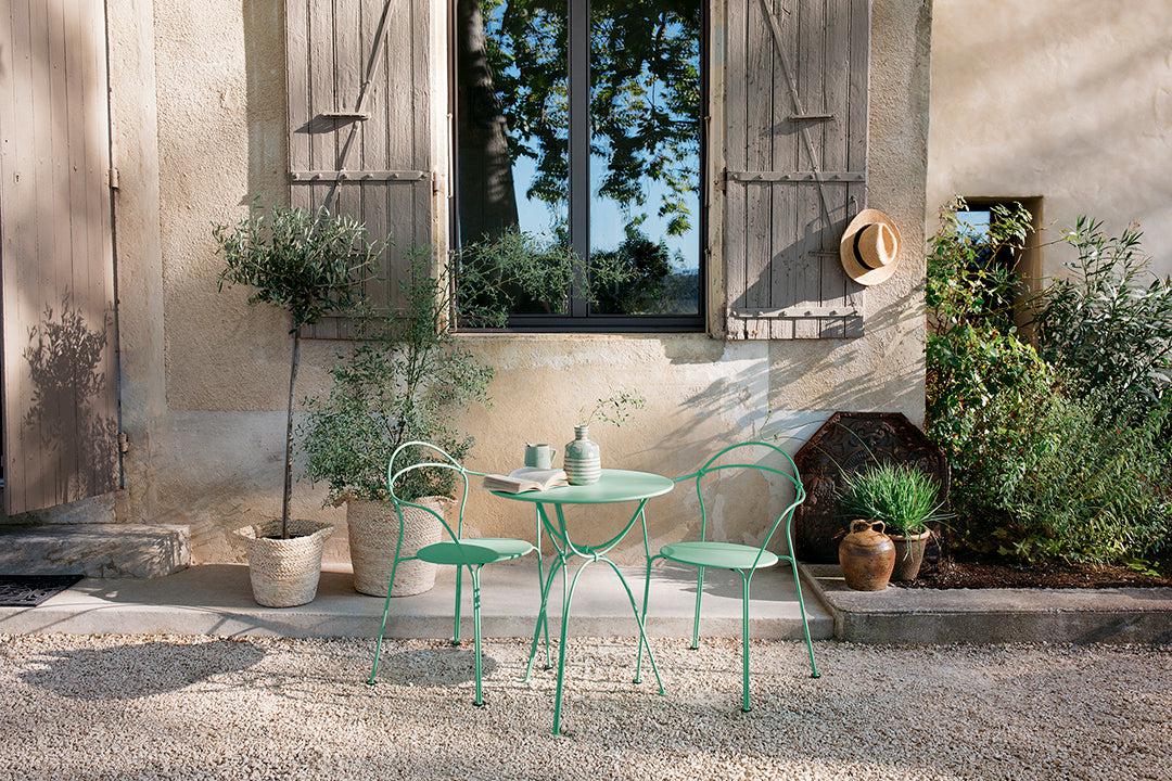 Airloop 7320 Dining Table-Contract Furniture Store for hospitality, leisure & commercial projects