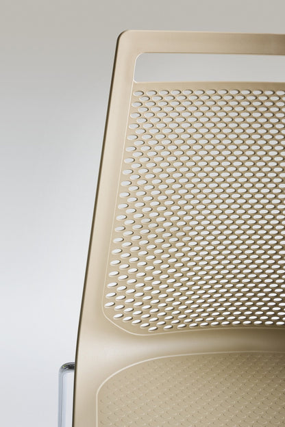 Akami NA Side Chair