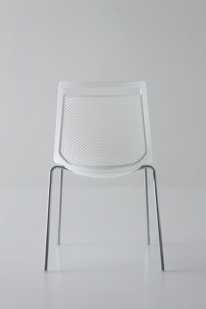 Akami NA Side Chair
