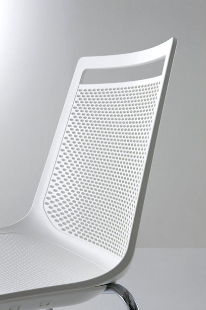Akami NA Side Chair