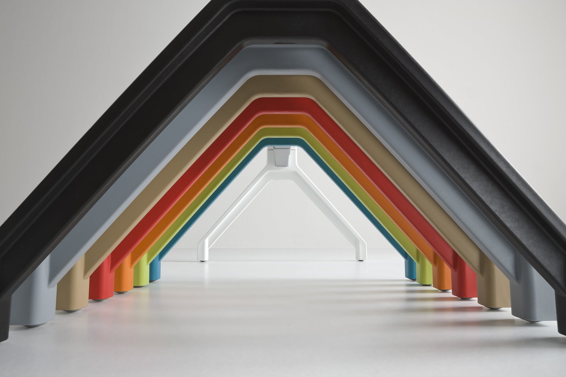 Akami PG Beam Seating-Contract Furniture Store for hospitality, leisure & commercial projects