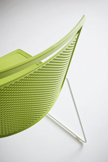 Akami S Side Chair
