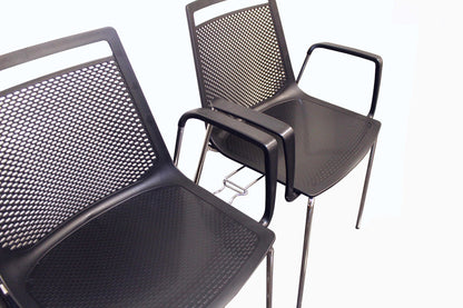 Akami TB Armchair