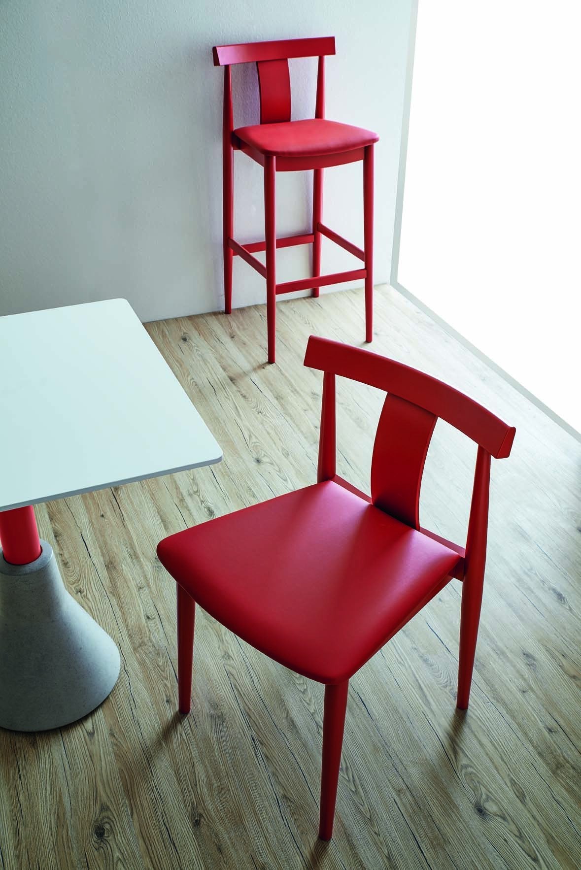 Alessia 00 C1 Side Chair-Contract Furniture Store for hospitality, leisure & commercial projects