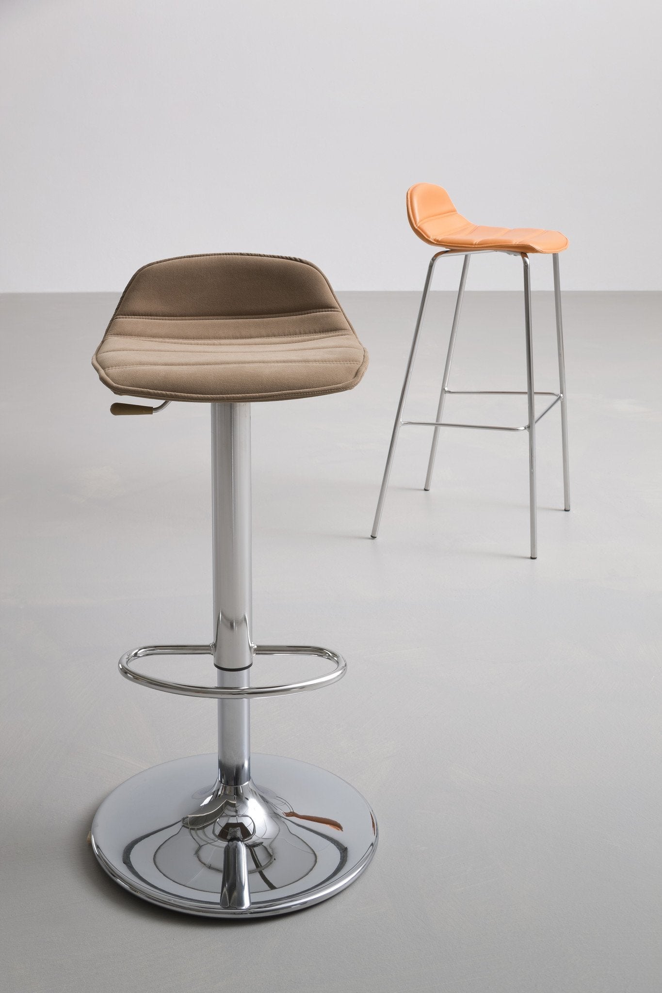 Alhambra Dress 97AV High Stool