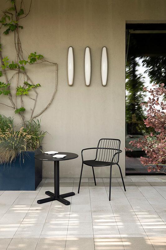 Alisea 1407 Armchair-Contract Furniture Store for hospitality, leisure & commercial projects