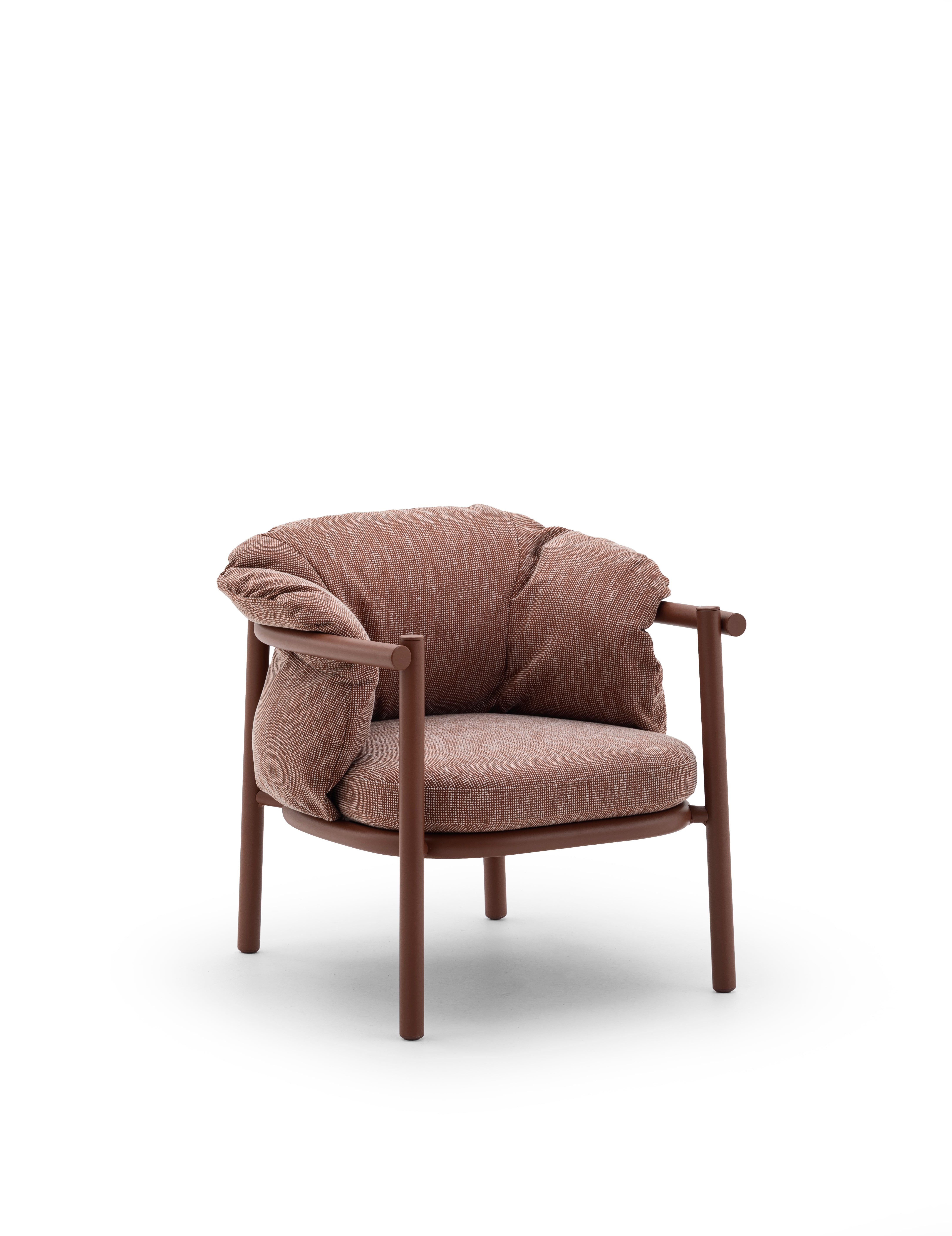 Varaschin Allegra 2582 Armchair | Contract Furniture Store