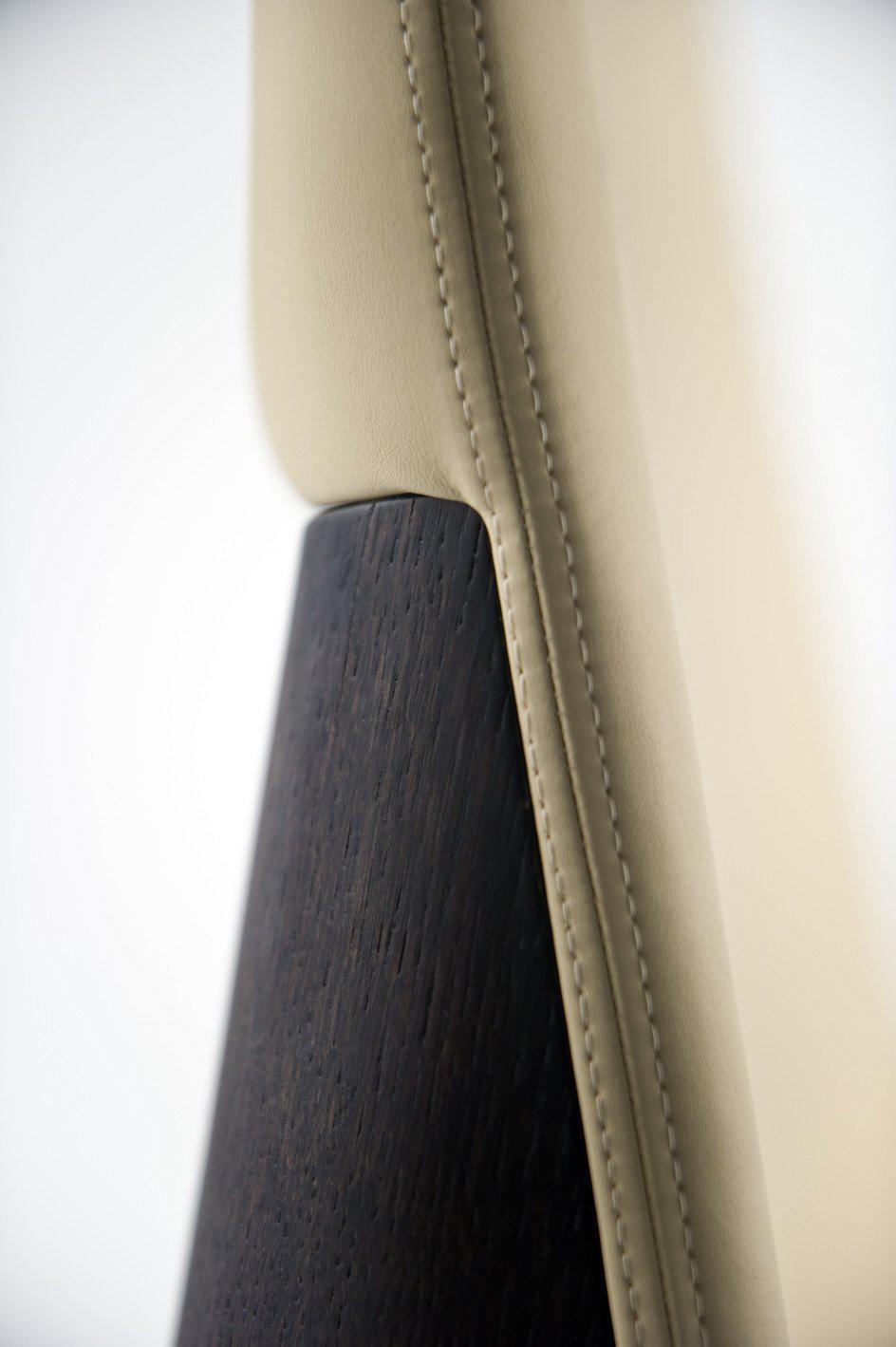 Allure 735 Side Chair