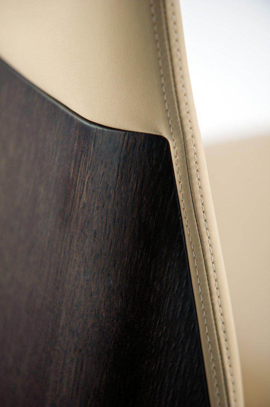 Allure 735 Side Chair