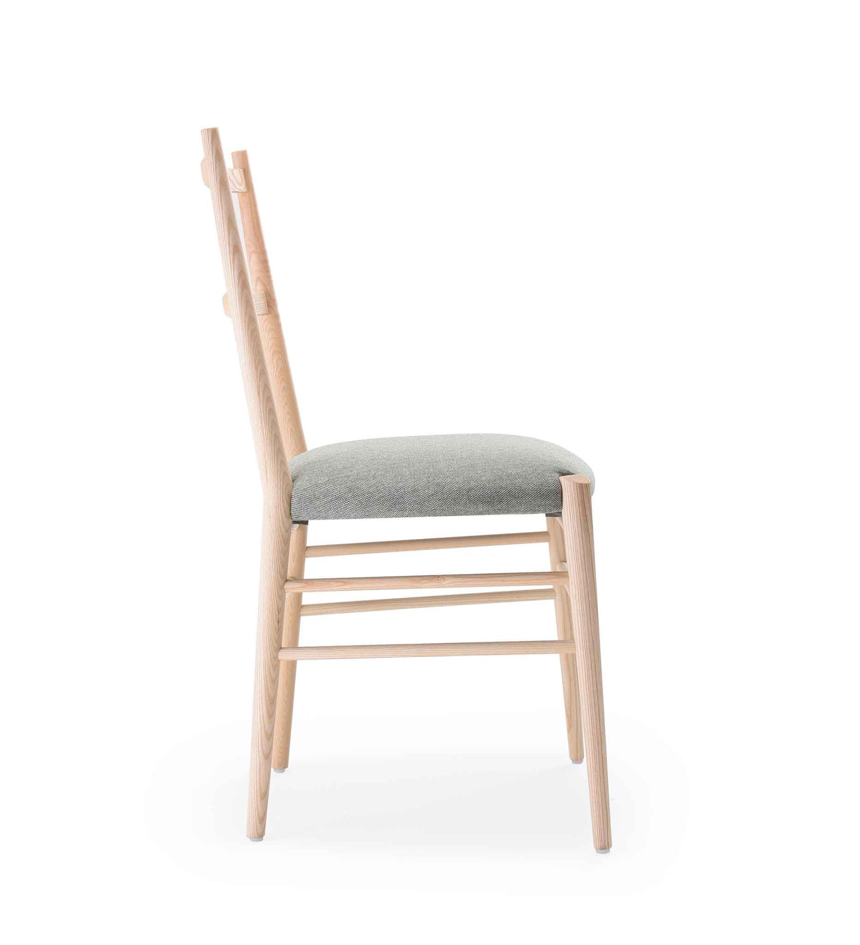 Alpha 2521 SE Side Chair