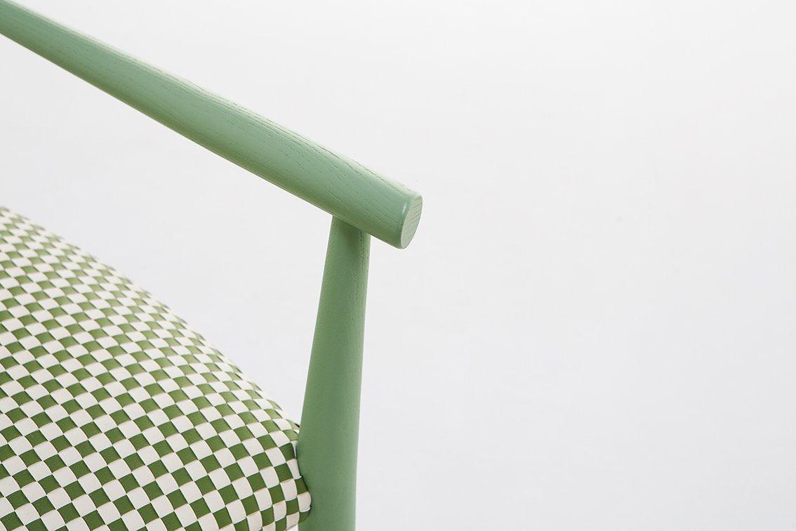 Alpha 2526 PO Armchair