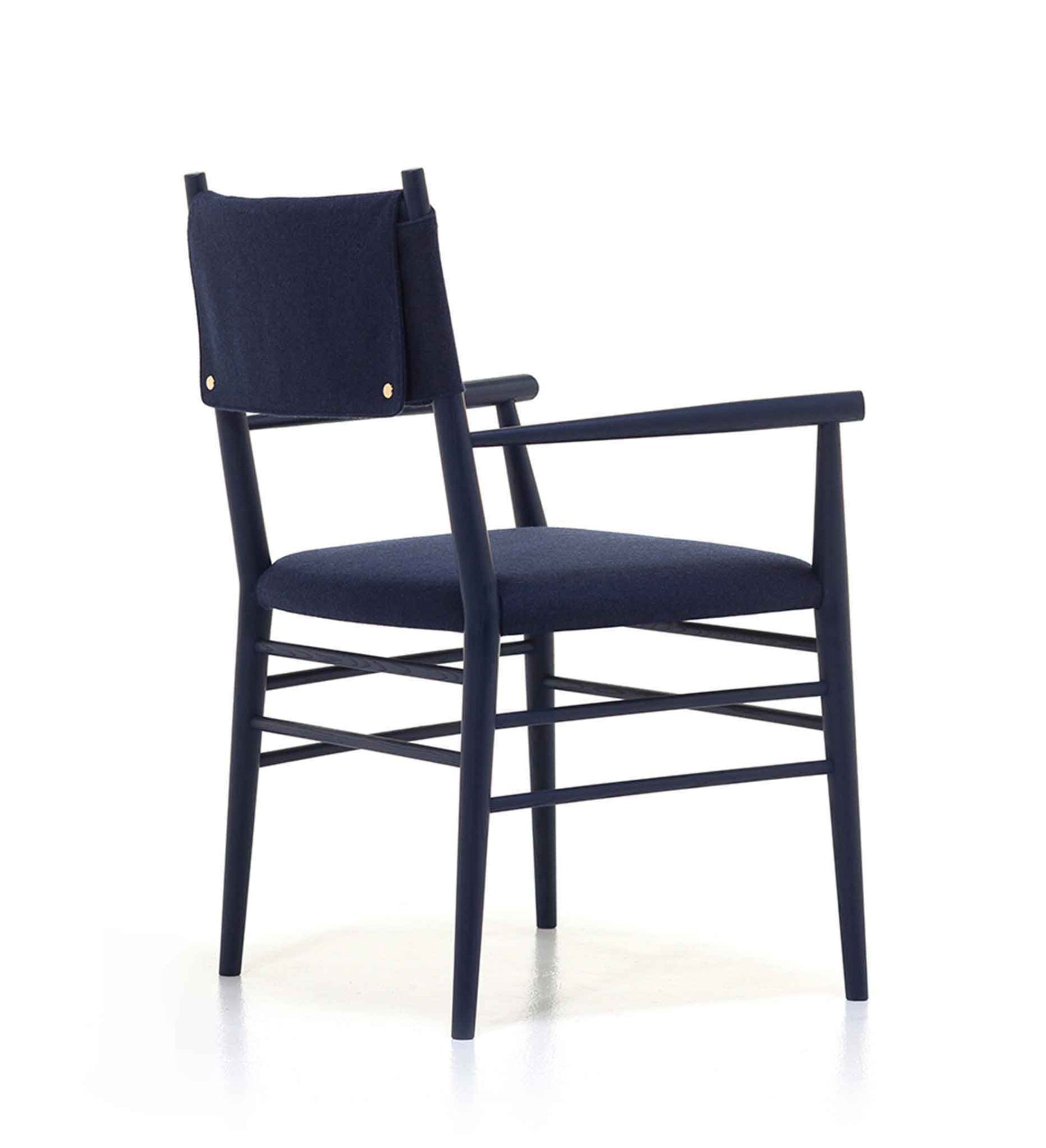 Alpha 2527 PO Armchair-Contract Furniture Store for hospitality, leisure & commercial projects