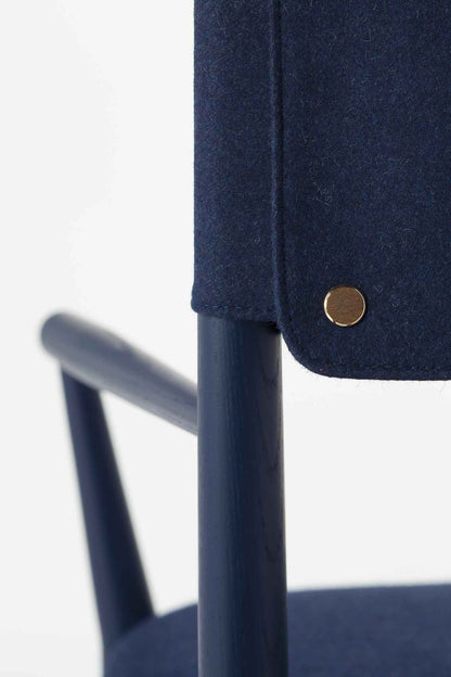 Alpha 2527 PO Armchair-Contract Furniture Store for hospitality, leisure & commercial projects