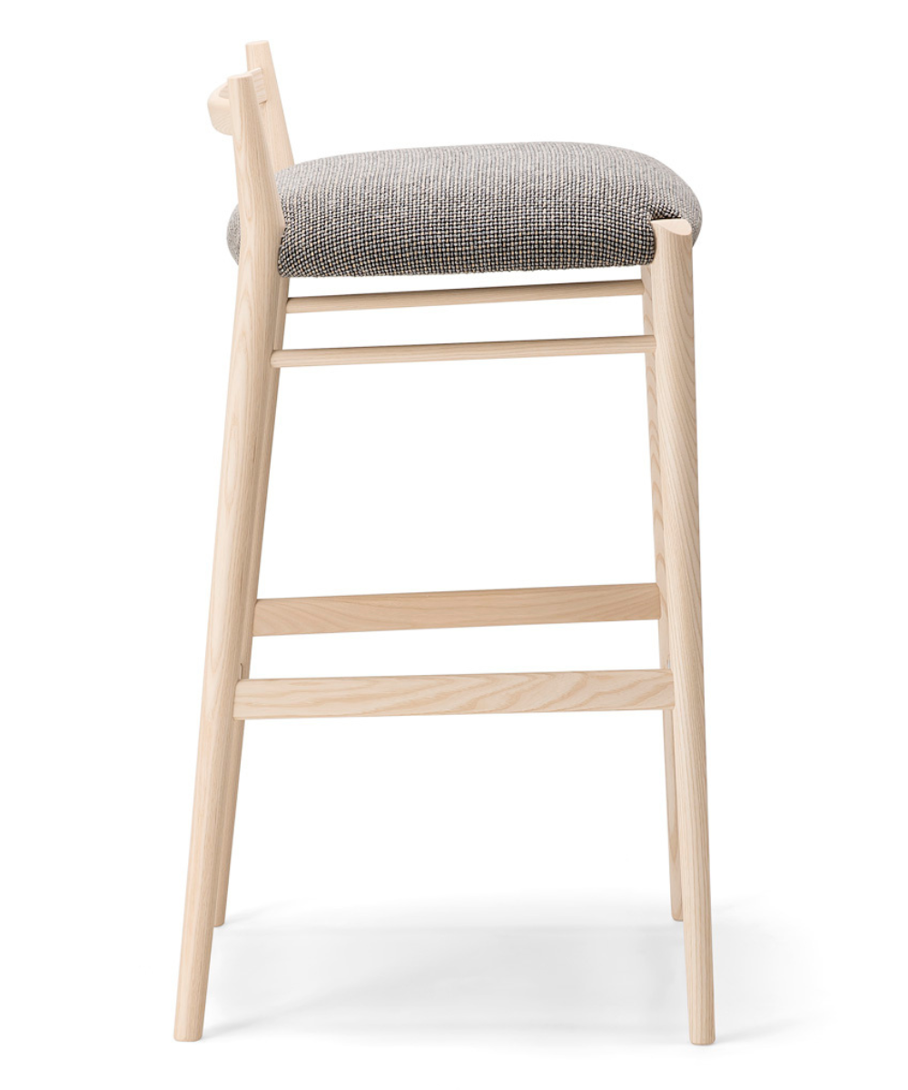 Alpha 2531 SG High Stool-Contract Furniture Store for hospitality, leisure & commercial projects