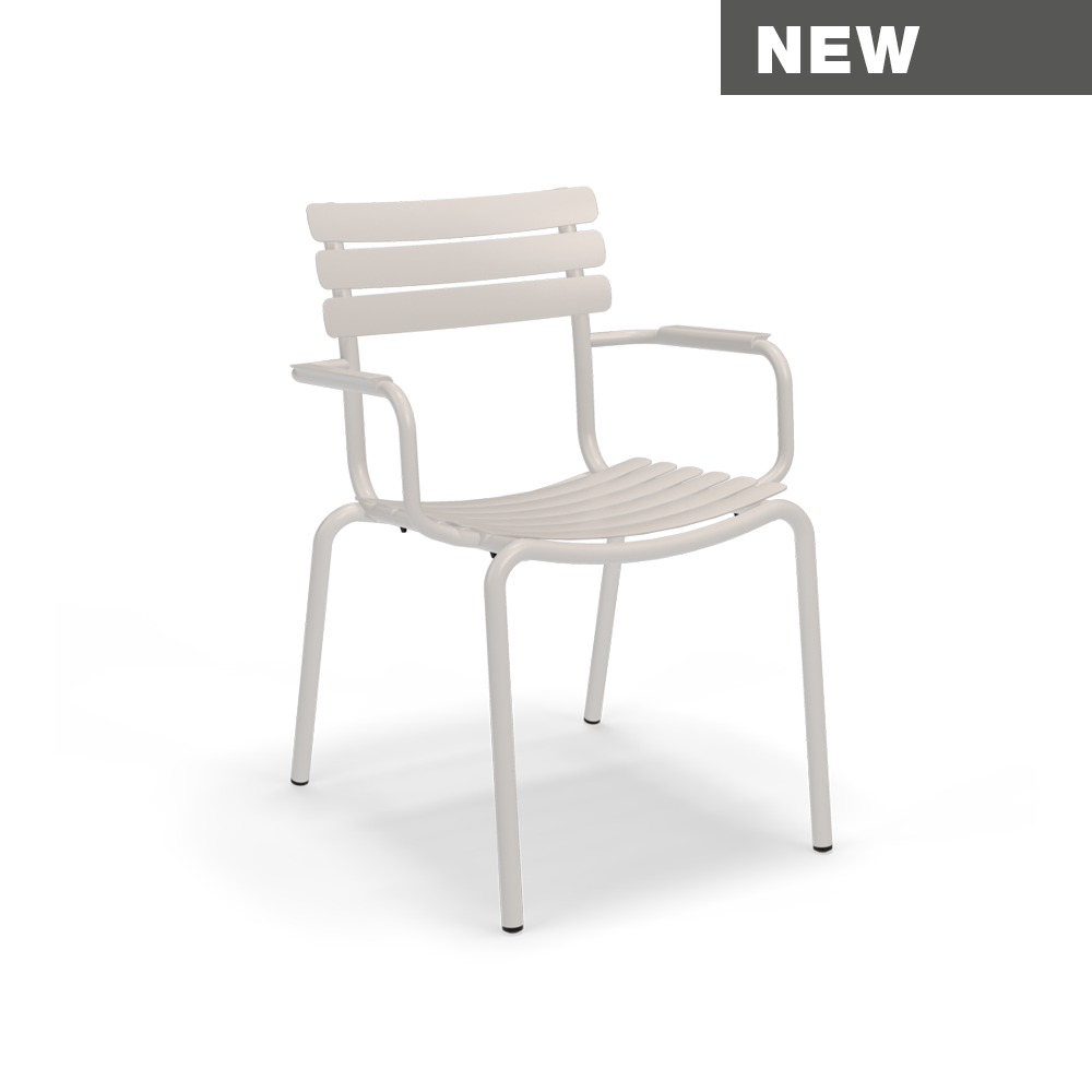 Alua Armchair