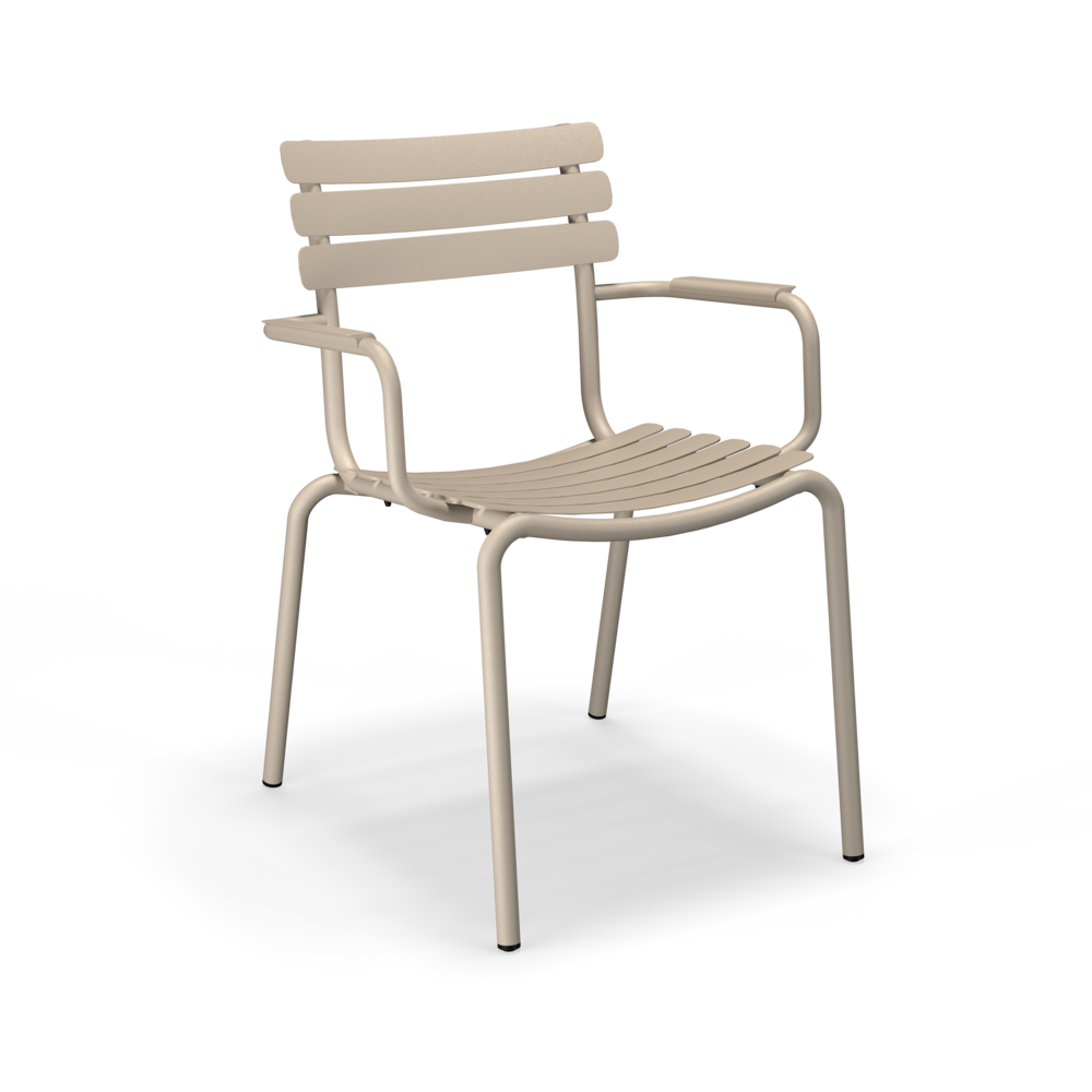 Alua Armchair