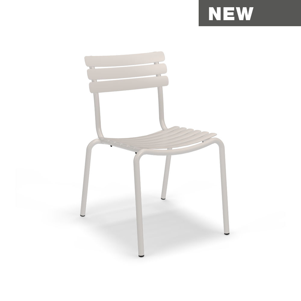 Alua Side Chair