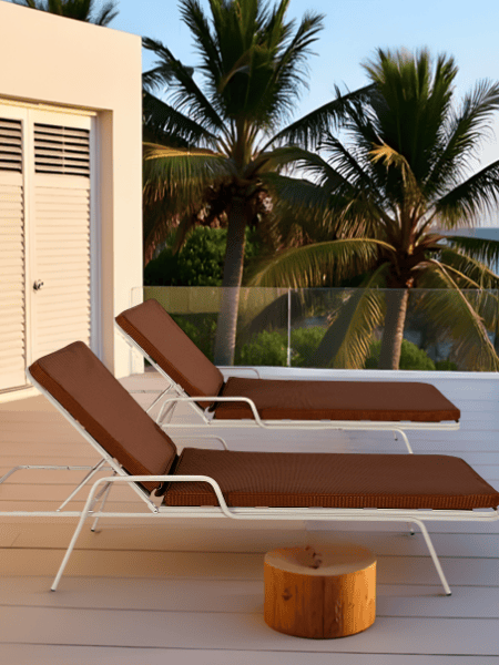 Ona Sunlounger